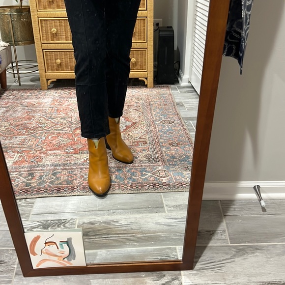 CHARLOTTE STONE size 9 mustard yellow booties - Picture 2 of 16